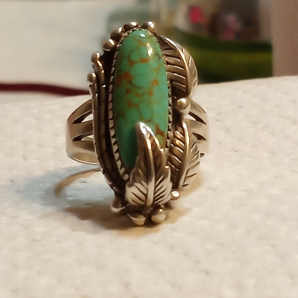 Vintage Sterling Silver & Turquoise Ring